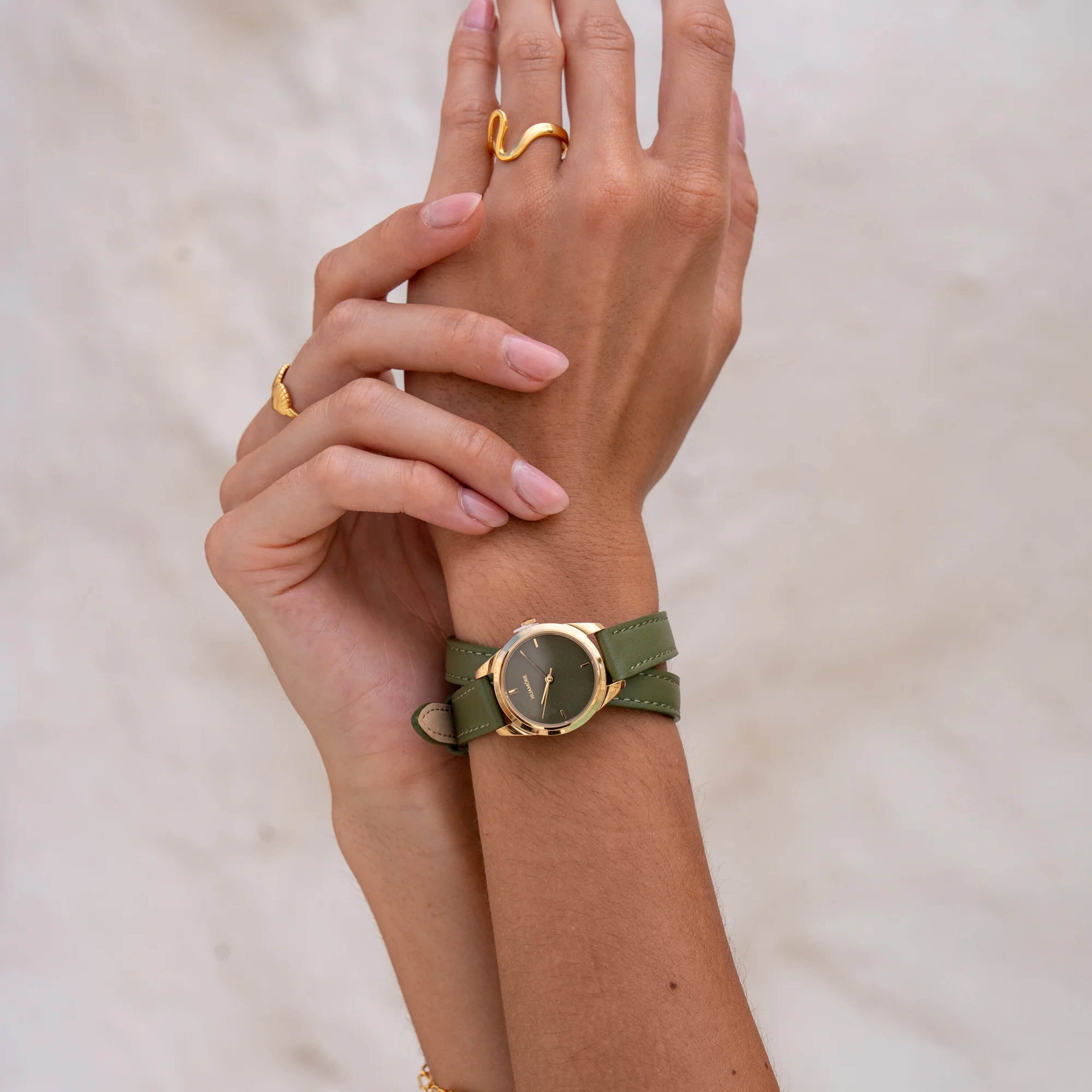 DOUBLE OLIVE