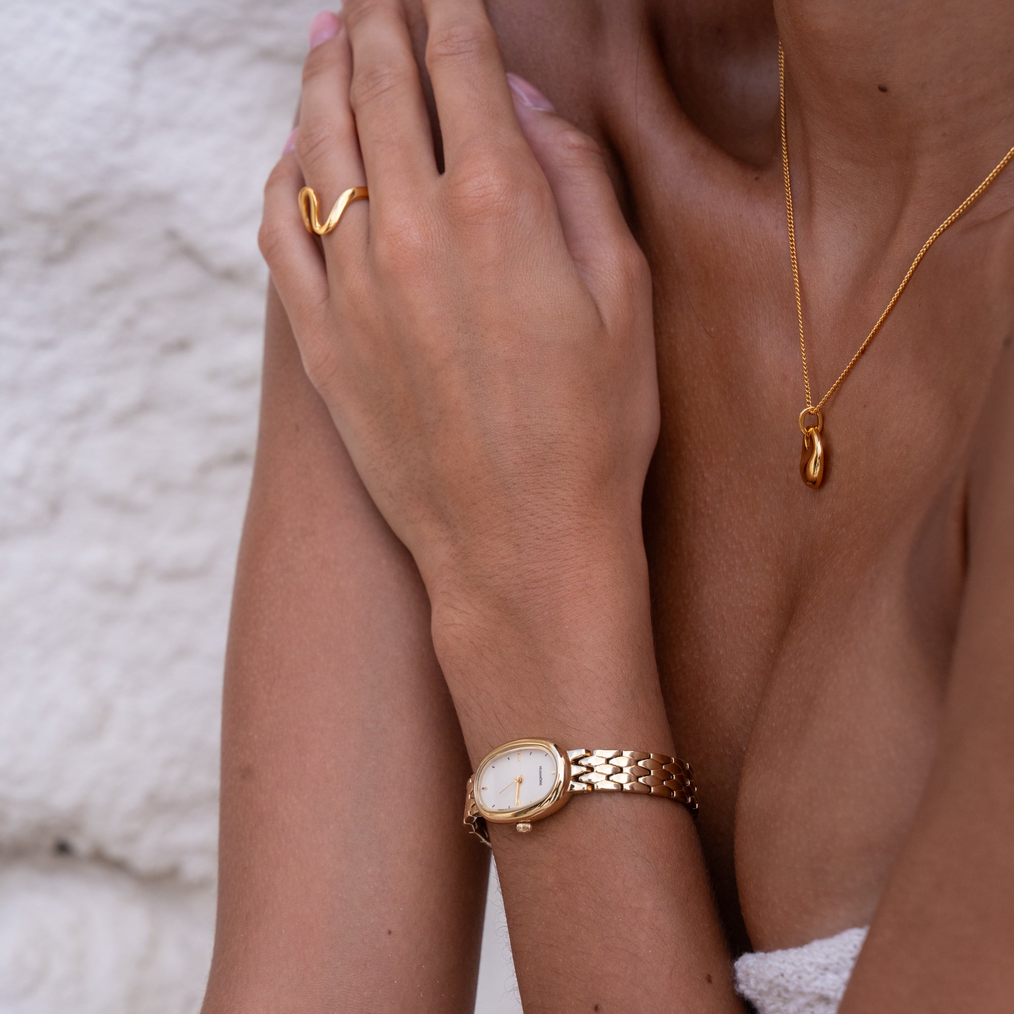 GOLD