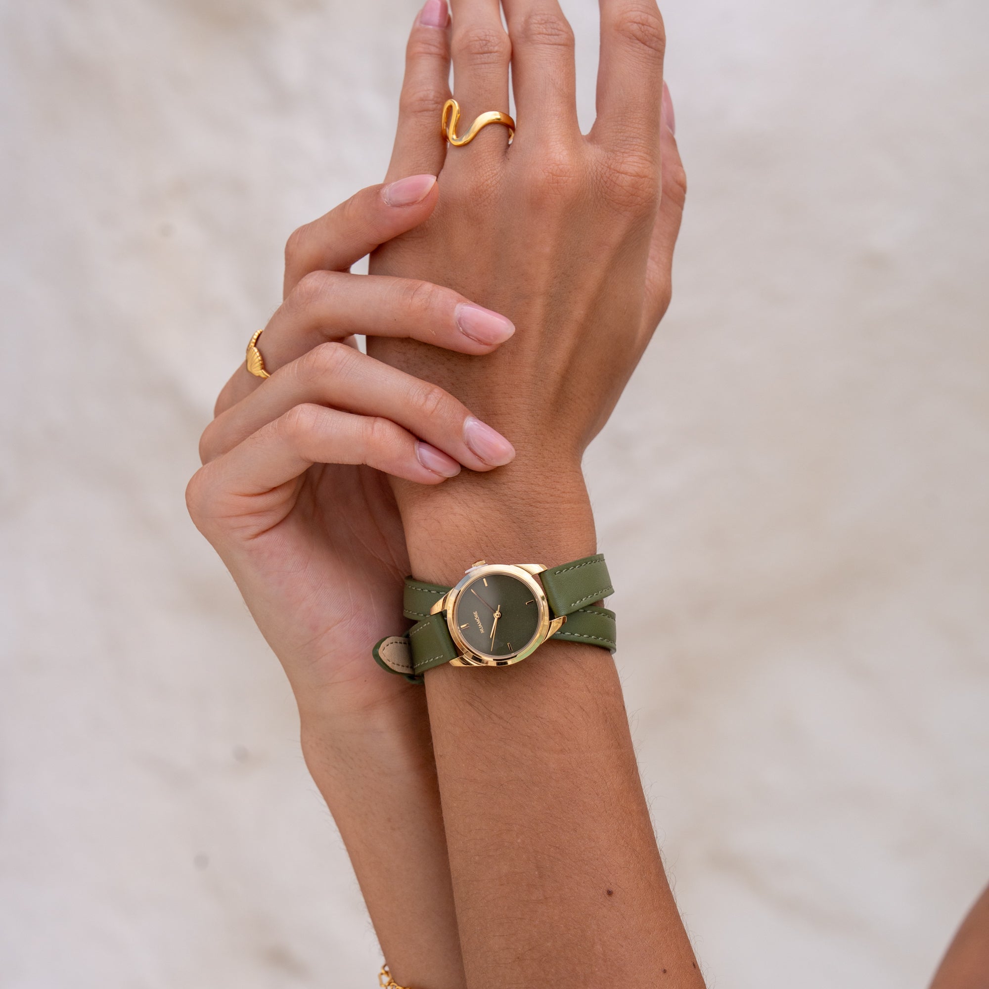 DOUBLE OLIVE