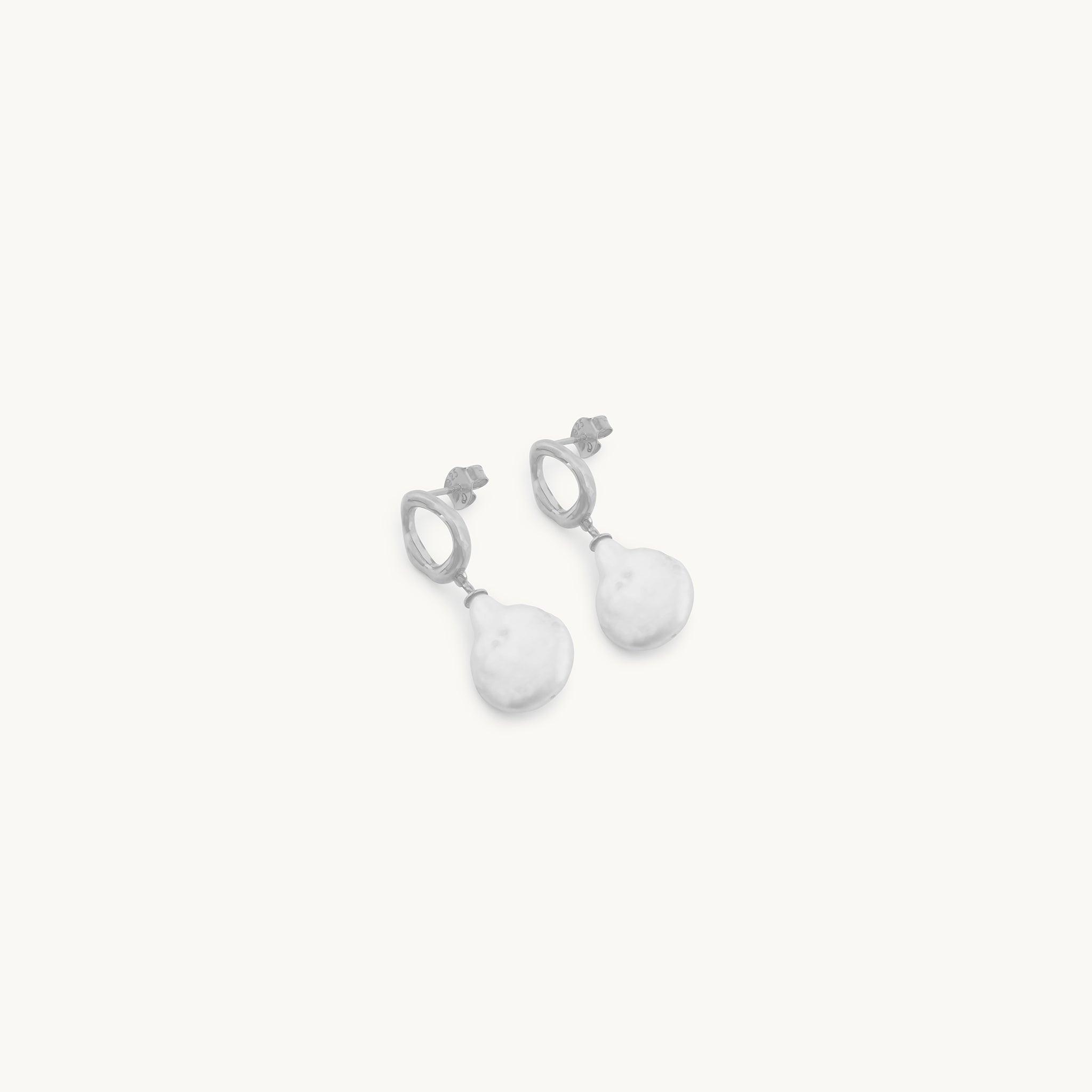 Pearl Drift Earrings